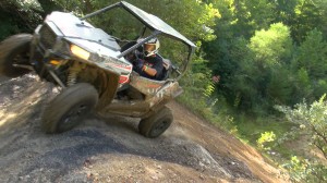 2016_polaris_rzr_s_1000_first_test_off_camber_climb